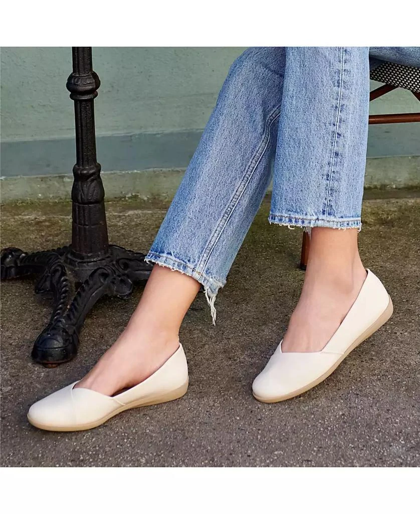 LifeStride Notorious Flats 3