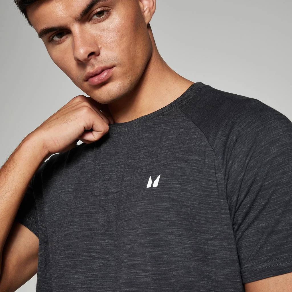 Myprotein MP Men's Performance Short Sleeve T 4