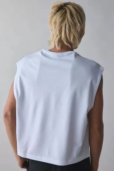 NIKE Nike UO Exclusive Cropped Swim Shirt 2