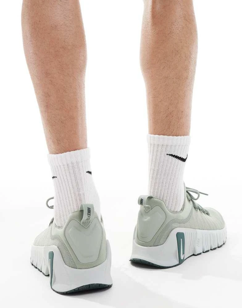 NIKE Nike Training Free Metcon 6 trainers in green 4