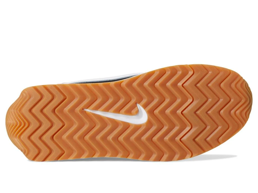 NIKE Pacific 3