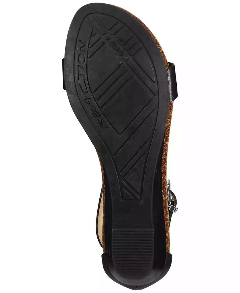 Kenneth Cole Women's Great Gal Sandals 5