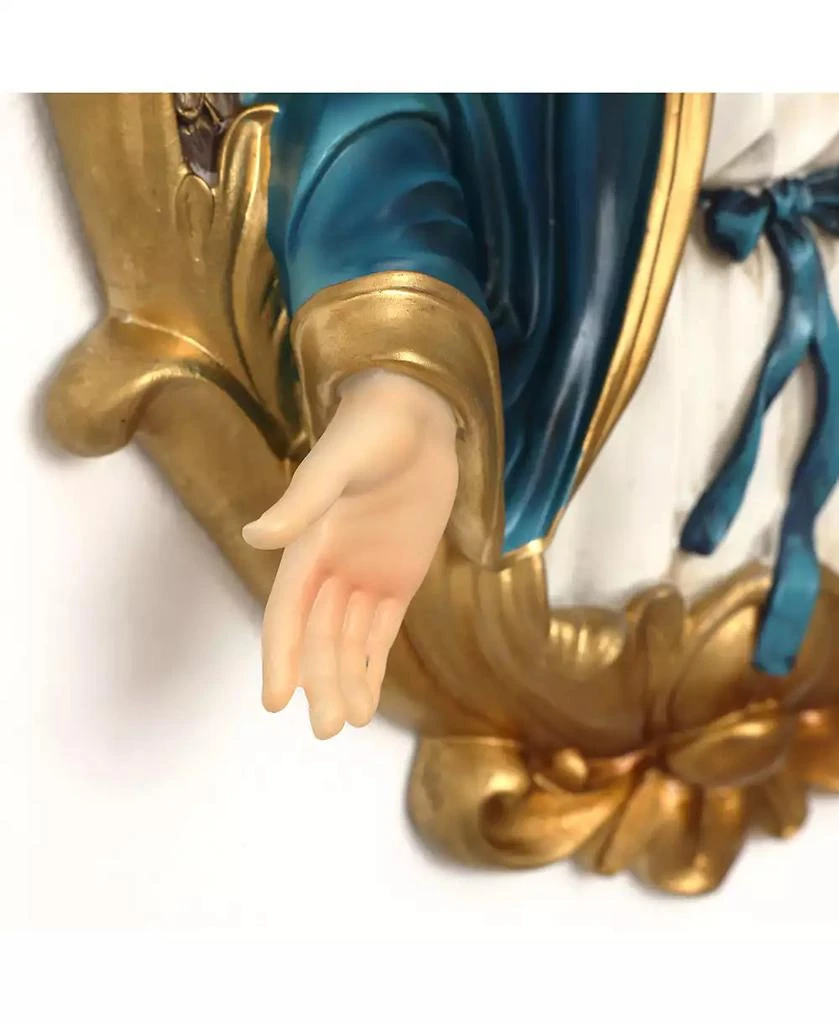 LuxenHome Blessed Virgin Mary Wall Plaque, Oval Religious Decor for Home 
Prayer Space 10