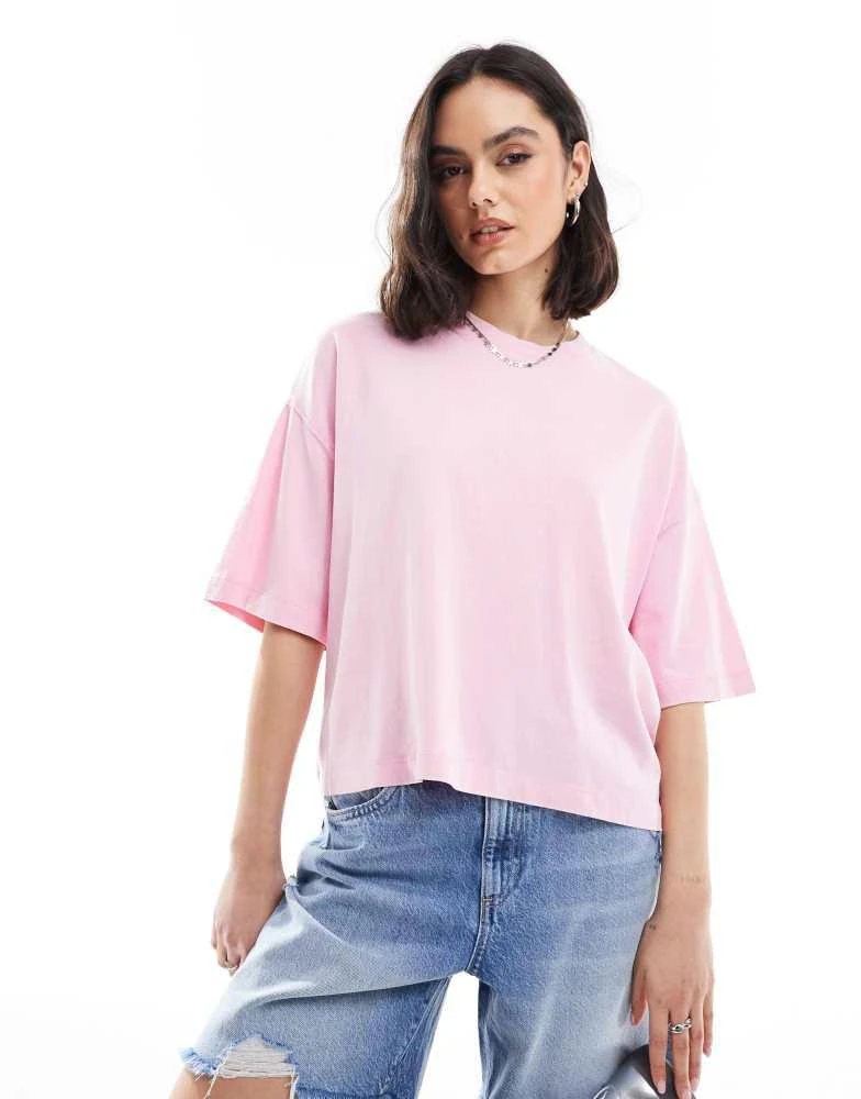 Bershka Bershka heavy cotton boxy fit short sleeve t-shirt in pink 1
