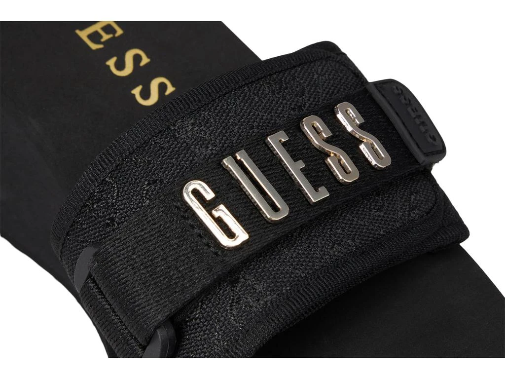 GUESS Dellean 6