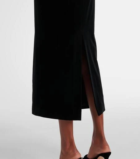Shop Belted lace-trimmed velvet midi dress on Sale at BeyondStyle  Get 50%  Off Belted lace-trimmed velvet midi dress with Limited-Time Flash Deals,  Exclusive Discounts, and Special Offers. Enjoy Unbeatable Savings on