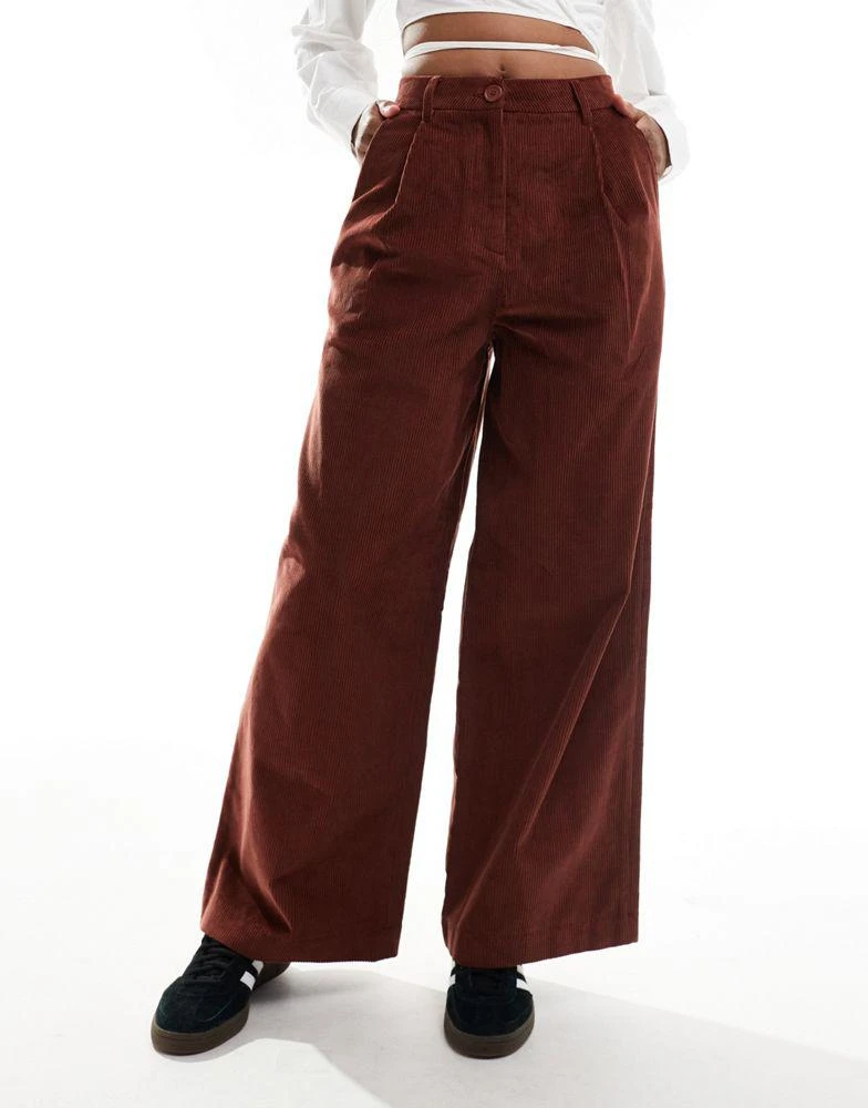 Fred Perry Fred Perry Cord wide leg trousers in rust 1