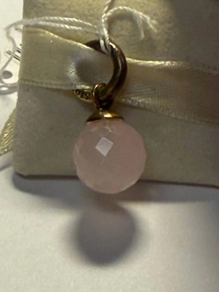 Story Jewellery Story Jewellery - Women
s Faceted Rose Quartz Drop Charm