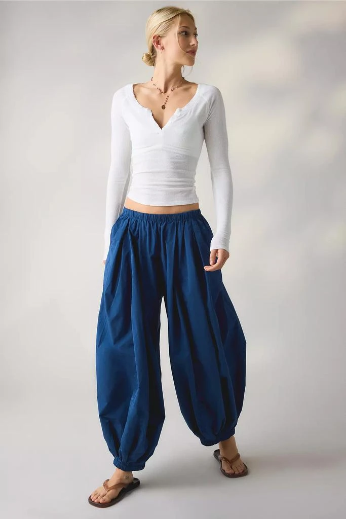 BDG BDG Cloud Low-Rise Baggy Balloon Pants