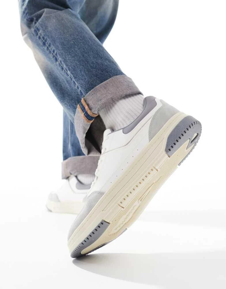 Pull&Bear Pull&Bear chunky panel contrast trainer in white 5