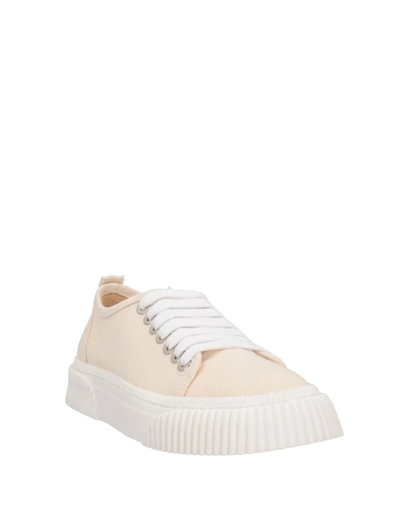 AMI Sneakers 2