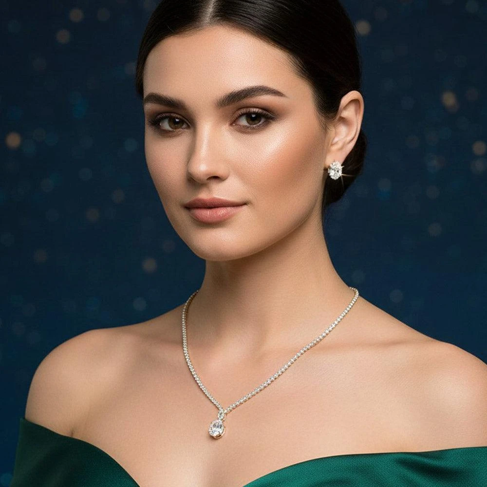 FASHNZFAB Solitaire CZ Pendant Necklace