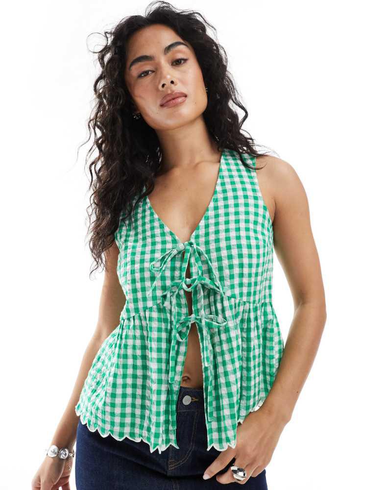 New Look New Look gingham short sleeve tie front shell top in green