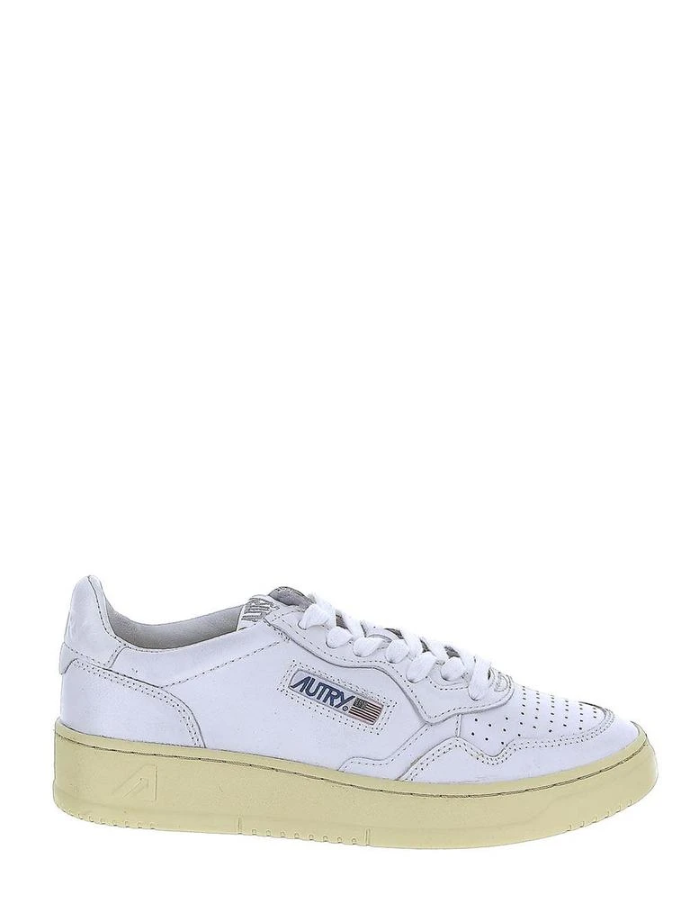 Autry Medalist Low Sneakers 1