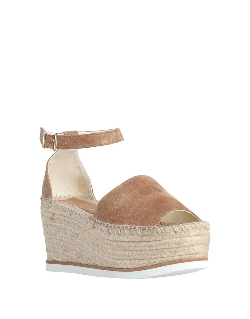 ESPADRILLES Espadrilles 2