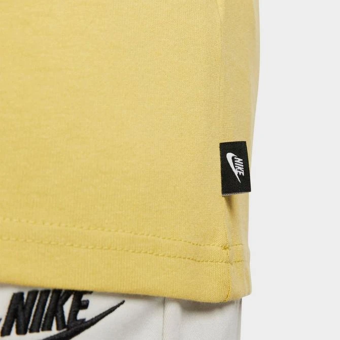 NIKE Men's Nike Sportswear Premium Essentials T-Shirt 9