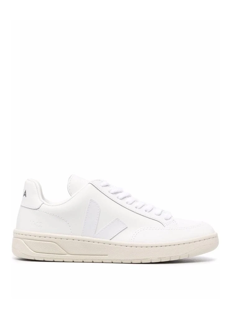 Veja V -12 Leather 1
