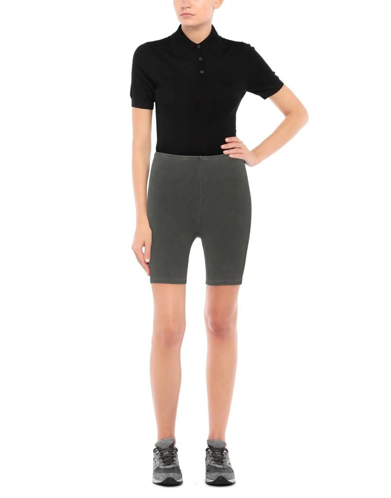 YEEZY Shorts & Bermuda 2