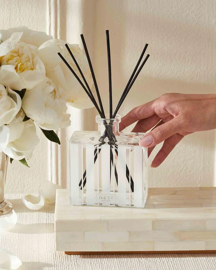 NEST New York 5.9 oz. Amalfi Lemon & Mint Reed Diffuser 4
