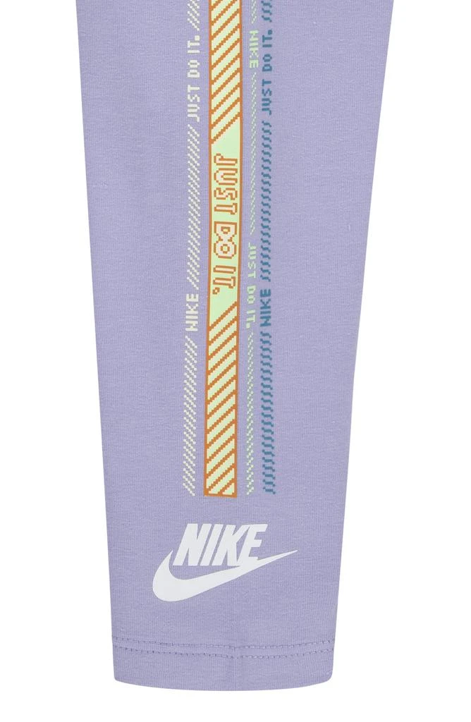 NIKE Happy Camper Graphic T-Shirt & Leggings Set 5