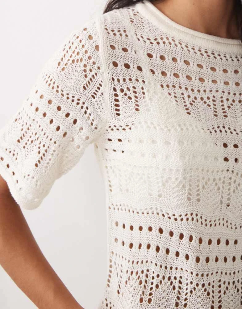 JDY JDY open knit boxy half sleeve top in cream 4