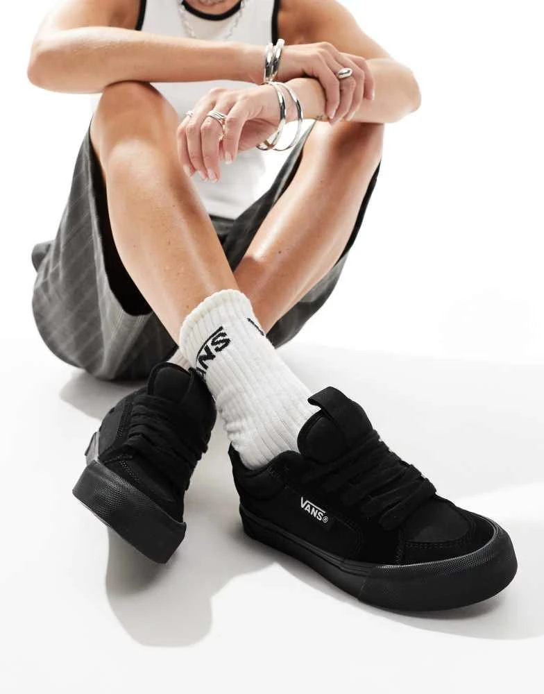 Vans Vans chukka push chunky trainers in triple black 1
