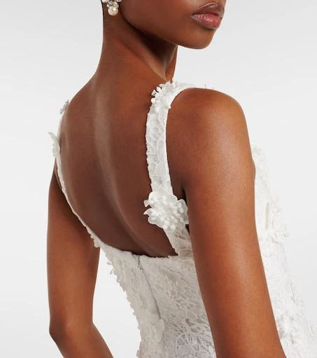 Leo Lin Odette floral-appliqu lace cocktail dress - Dresses & Skirts - Compare Prices from 4+ Stores - Free Shipping - BeyondStyle Leo Lin Odette floral-appliqu lace cocktail dress - Dresses & Skirts - Compare Prices from 4+ Stores - Free Shipping - BeyondStyle