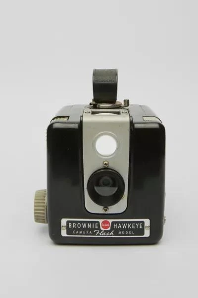Acme Camera Co. Acme Camera Co.Vintage Brownie Hawkeye Outfit 1