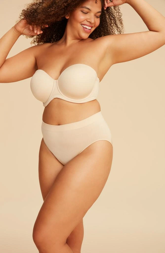 Gucci Red Carpet Convertible Strapless Bra 9