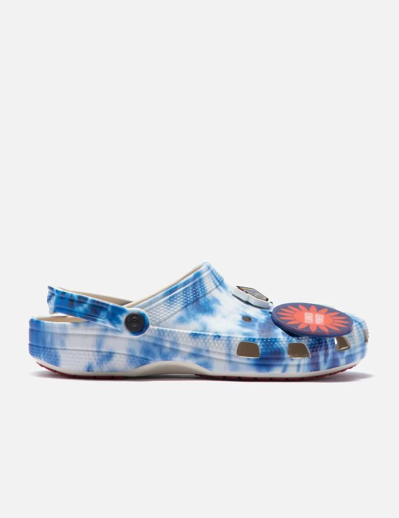 Crocs LEVI'S® X CROCS™ Classic Clogs 1