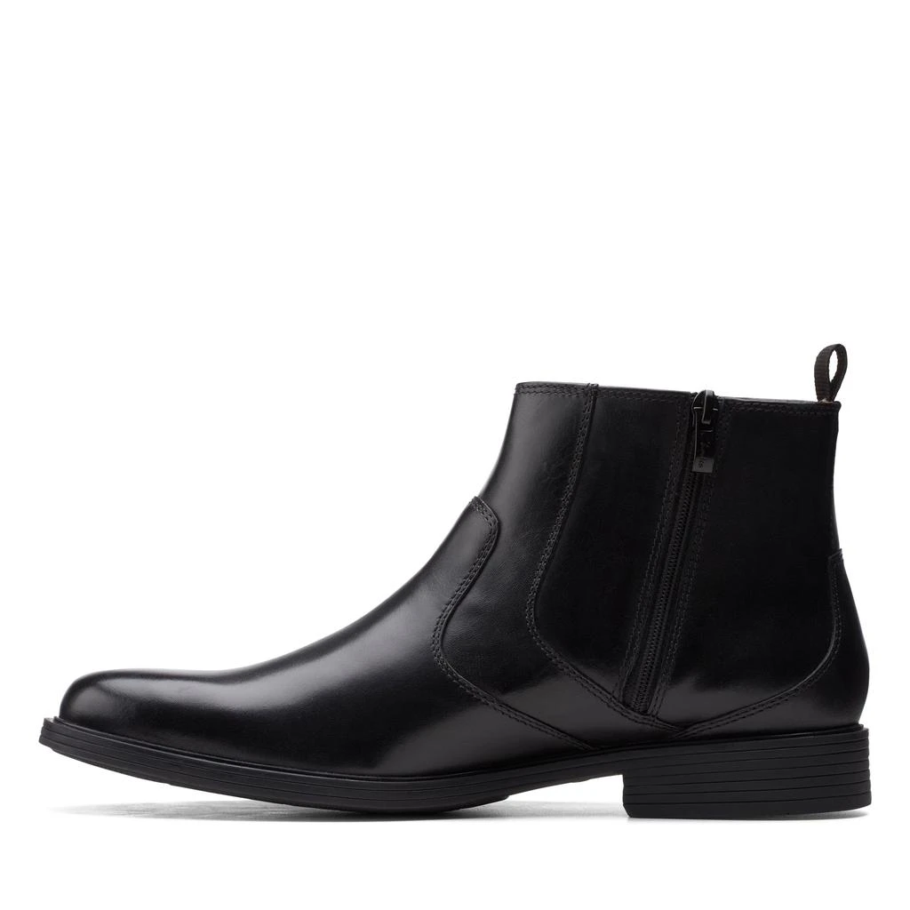 Clarks Whiddon Zip in Black Leather 4