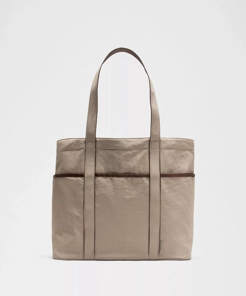 Lululemon Daily Multi-Pocket Tote Bag 20L 22