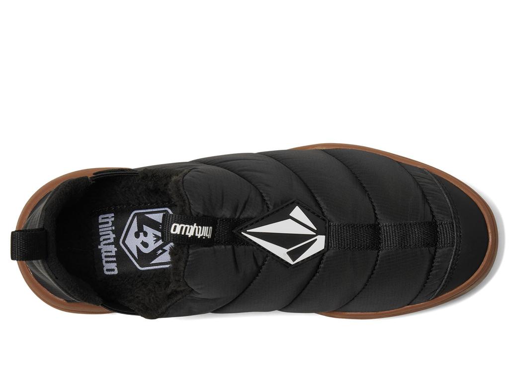 Thirty Two The Lounger X Volcom