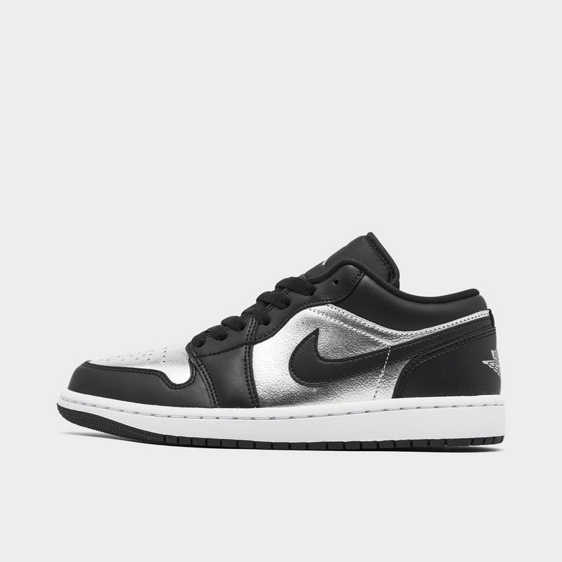 Jordan Women's Air Jordan Retro 1 Low SE Casual Shoes