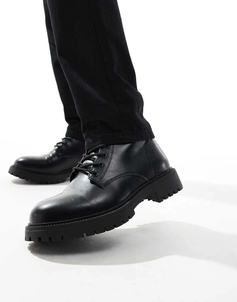Pull&Bear Pull&Bear lace up boot in black 1