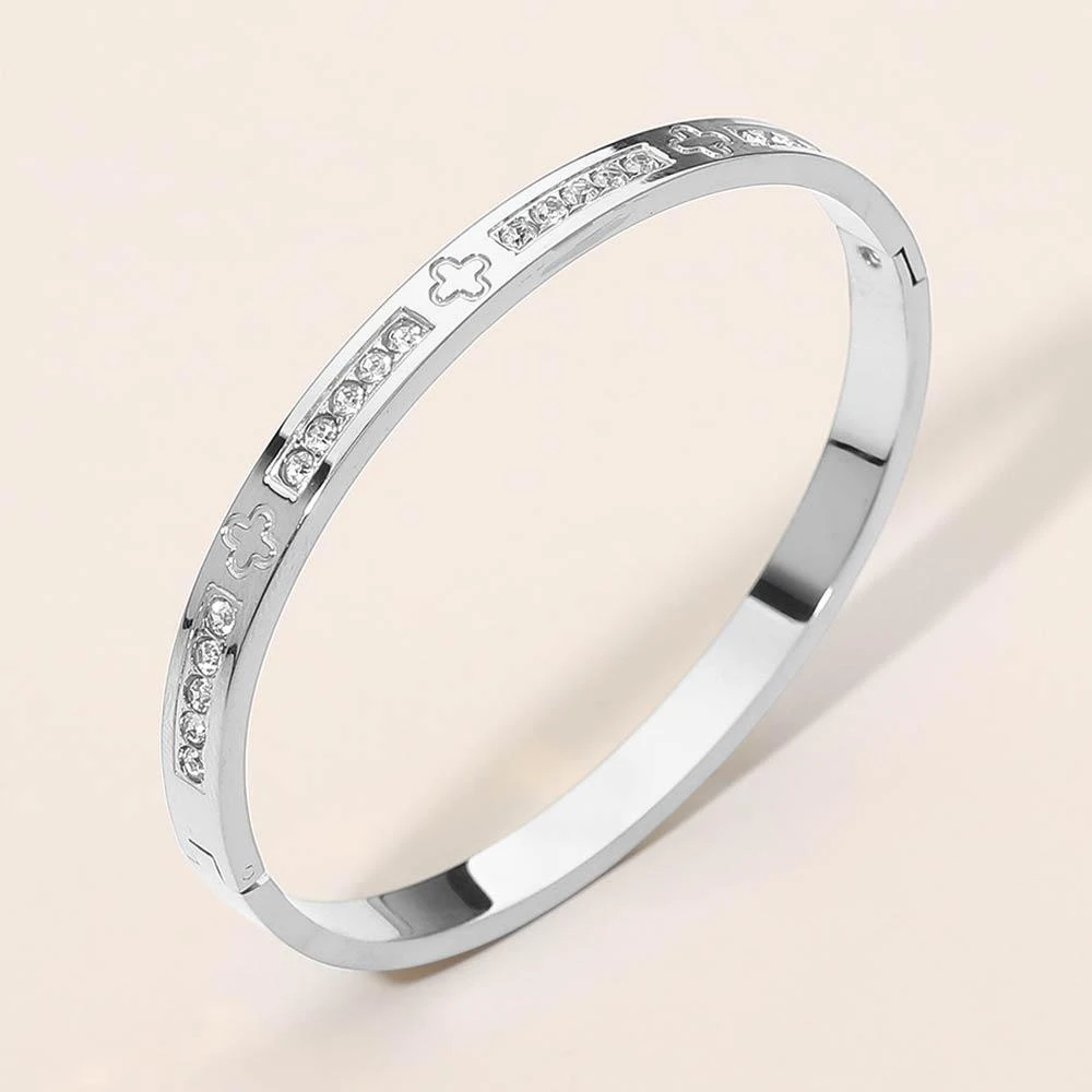 FASHNZFAB Stainless Steel CZ Accent Quatrefoil Engraved Hinged Bangle Bracelet