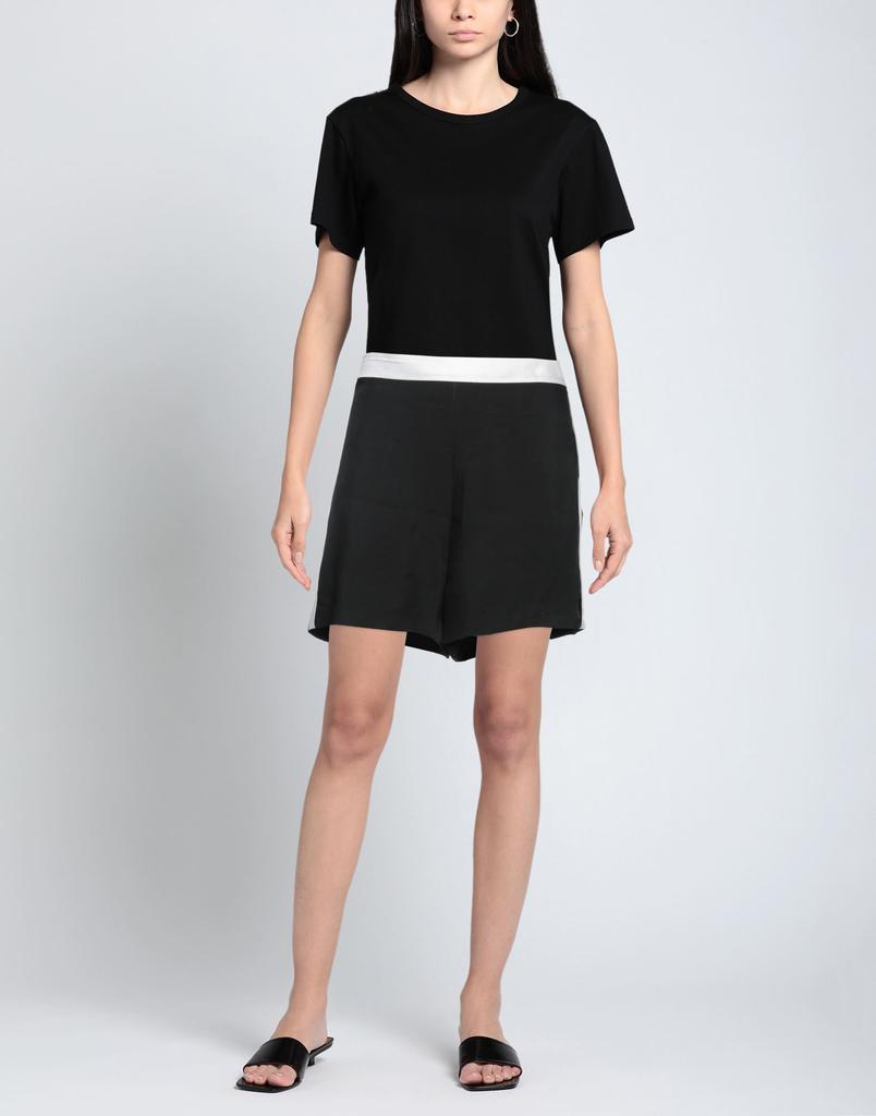 Kimhekim Shorts & Bermuda
