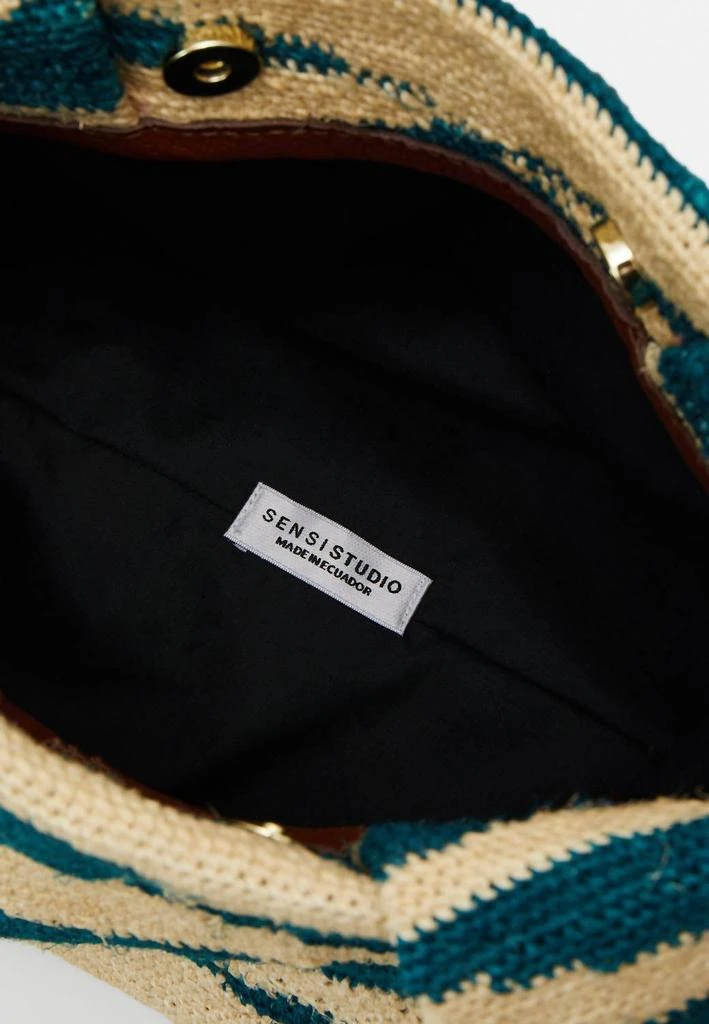 Sensi Studio Sensi Studio - Women's Chic Pouch 4