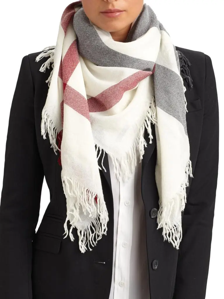 Burberry Burberry - White and Grey Check Scarf