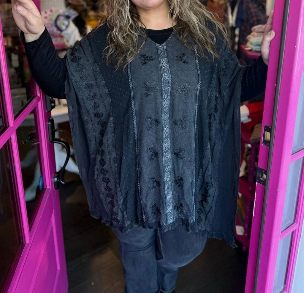 Young Threads Young Threads - Bohemian Tapestry Poncho