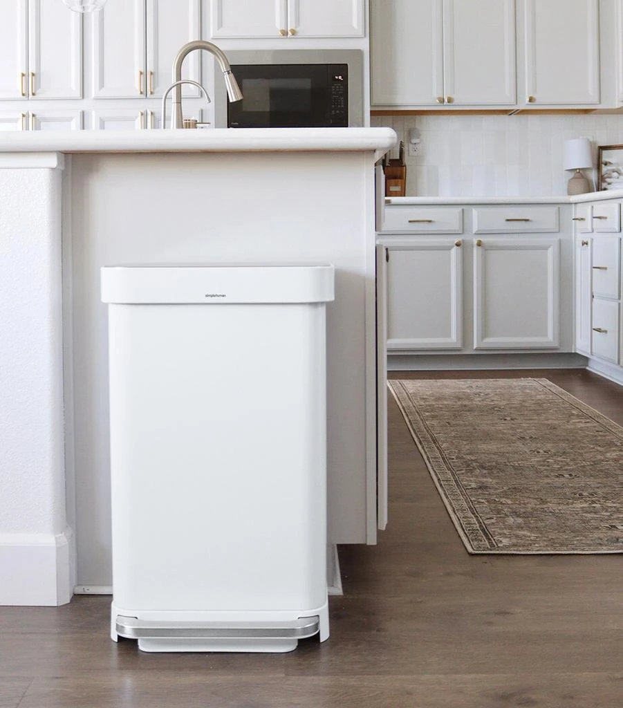 simplehuman Rectangular Pedal Bin (55L) 3