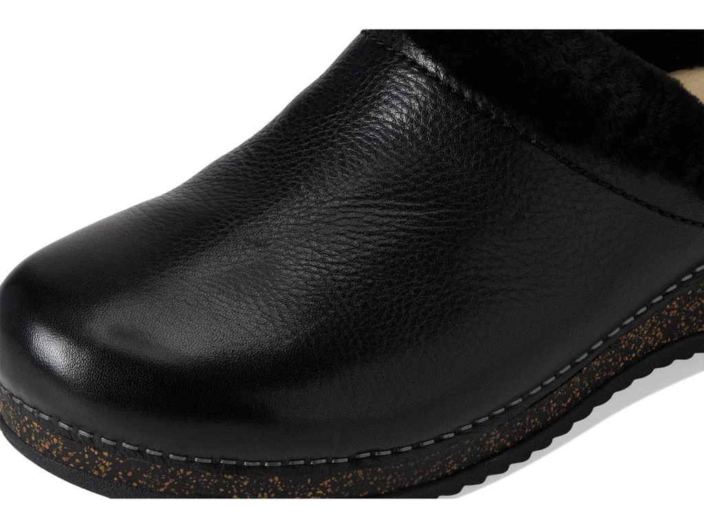 Dansko Magda 6