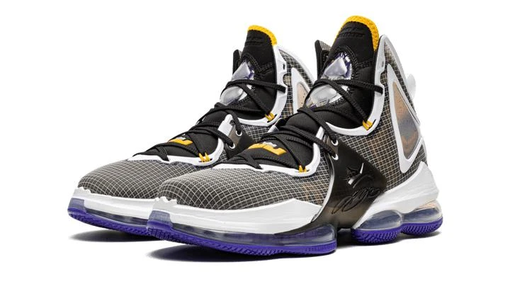 NIKE Nike LeBron 19 3