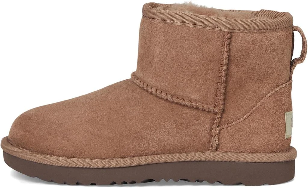 undefined UGG unisex-child Classic Mini Ii 4
