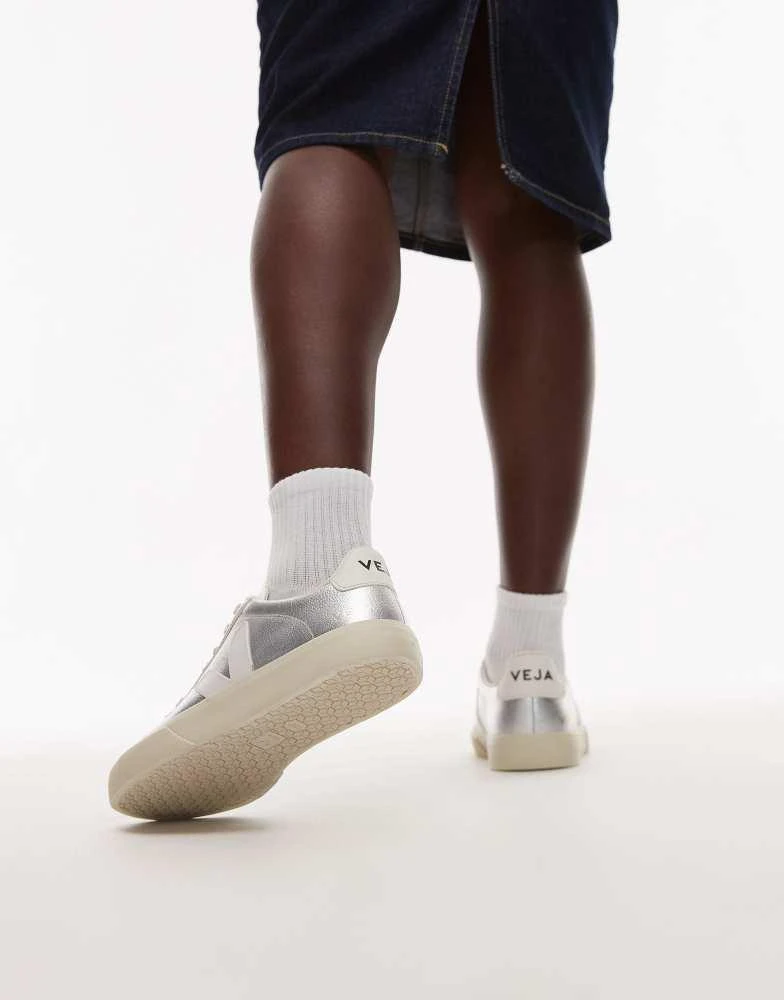 Shop VEJA Campo trainer in silver on Sale at BeyondStyle – Get