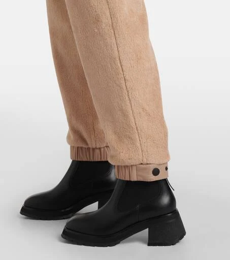 Moncler Faux fur sweatpants 5