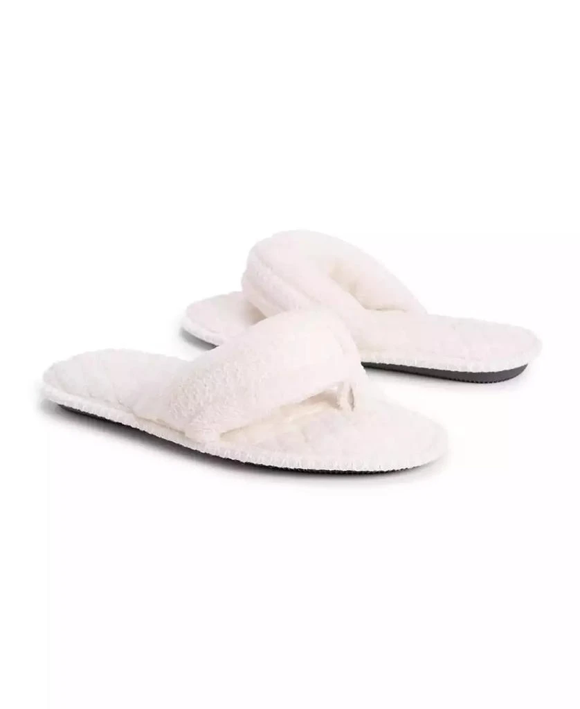 MUK LUKS Women's Darlene Thong Slipper 4