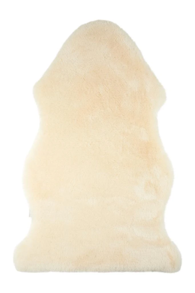 Gushlow & Cole Sheepskin baby rug 1