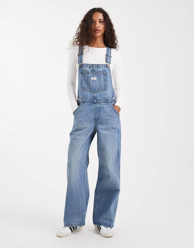 Levi
s Levi
s baggy denim dungarees in light blue