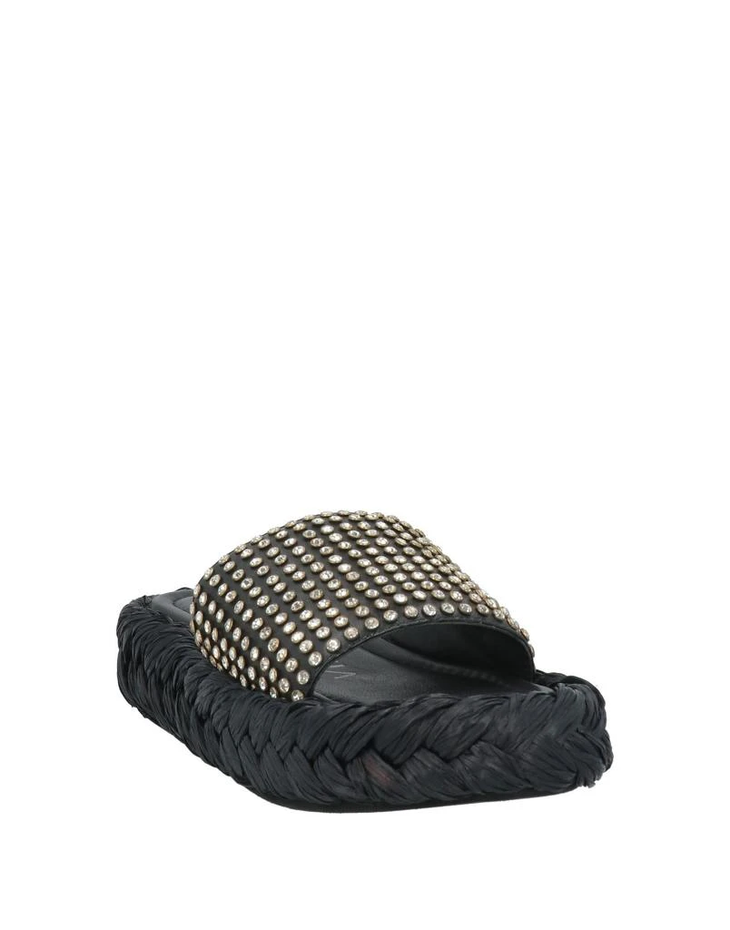 STRATEGIA Sandals 2